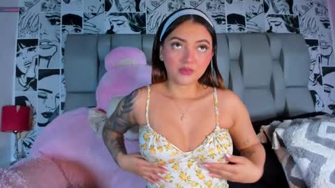 Snapshot of lucyrosse_ chatting on March 16, 11:25 am Lucy online show from March 16, 11:25 am