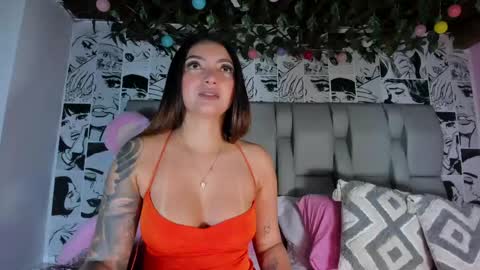 Snapshot of lucyrosse_ chatting on June 5, 11:16 am Lucy online show from June 5, 11:16 am