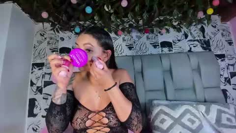 Snapshot of lucyrosse_ chatting on June 14, 11:23 am Lucy online show from June 14, 11:23 am