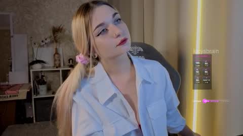 Lucy online show from November 2, 5:26 pm