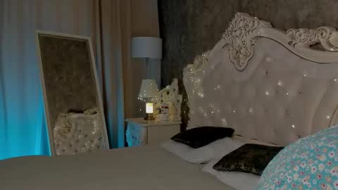 Lucy online show from October 5, 8:23 am