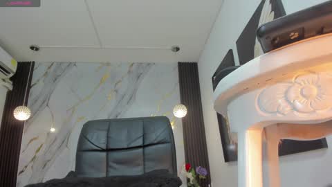 Snapshot of lucystell chatting on January 12, 7:32 am Luciana online show from January 12, 7:32 am