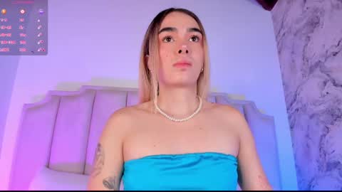 Snapshot of lucyvega4 chatting on March 8, 11:37 am Lucy online show from March 8, 11:37 am