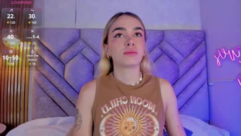 Snapshot of lucyvegaa1 chatting on December 16, 11:44 am Lucy Vega online show from December 16, 11:44 am