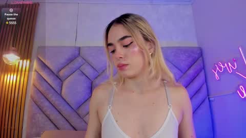 Snapshot of lucyvegaa1 chatting on December 18, 12:07 pm Lucy Vega online show from December 18, 12:07 pm