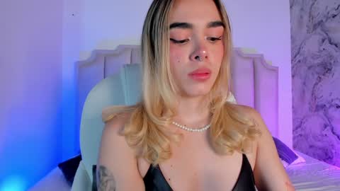 Snapshot of lucyvegaa1 chatting on January 21, 4:21 am Lucy Vega online show from January 21, 4:21 am