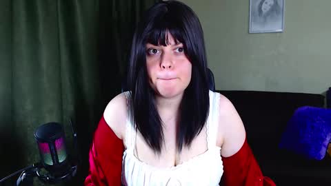 Call me Lucy online show from September 22, 10:17 am