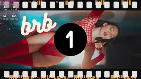 Snapshot of lucyy_liiu chatting on November 22, 3:22 pm Lucy Liiu online show from November 22, 3:22 pm