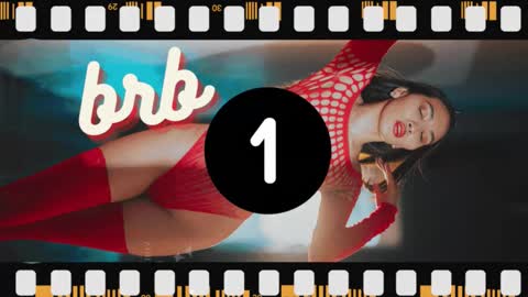 Snapshot of lucyy_liiu chatting on November 24, 1:00 pm Lucy Liiu online show from November 24, 1:00 pm