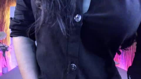 Lucy Liiu online show from February 27, 7:47 pm