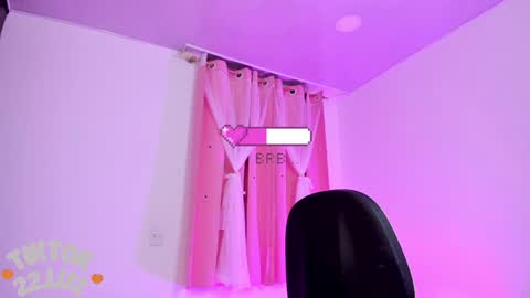 LUCYY FROM HOME  online show from December 19, 5:18 am