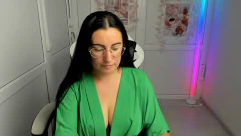 Lucy online show from July 28, 12:48 pm