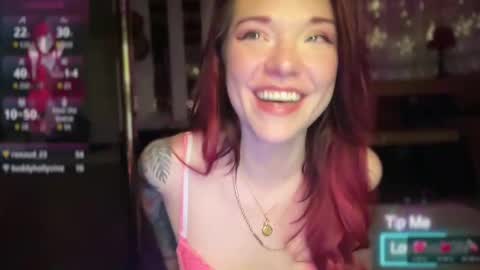 Luubeam             INSTA luubeammm TWITTER lunaisreallycu1 online show from March 31, 2:02 am