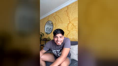 luigi online show from May 14, 7:42 pm