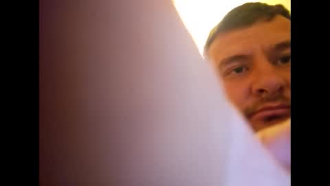 luis60569 online show from April 3, 12:41 am