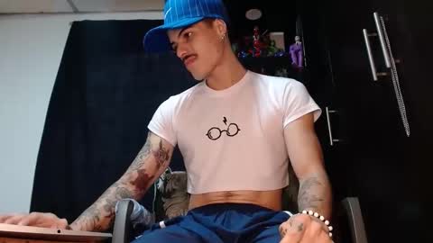 Luis AS online show from December 16, 1:16 pm