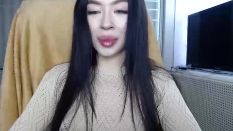 Snapshot of luisa_domina chatting on February 21, 8:15 am luisa lovedom online show from February 21, 8:15 am