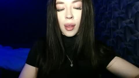 Snapshot of luisa_domina chatting on March 27, 6:40 pm luisa lovedom online show from March 27, 6:40 pm