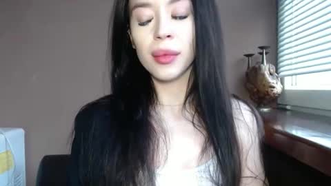 Snapshot of luisa_domina chatting on April 18, 4:38 am luisa lovedom online show from April 18, 4:38 am