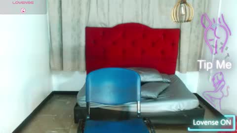 Snapshot of luisa_torres__ chatting on March 18, 3:42 am luisa_torres__ online show from March 18, 3:42 am