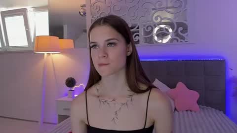 LuisaClover online show from June 29, 12:16 pm