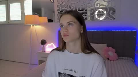 LuisaClover online show from July 26, 12:56 pm