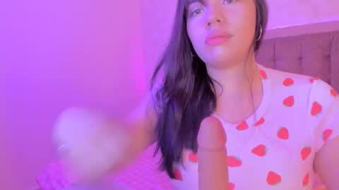 Snapshot of luisagiraldo_ chatting on September 14, 11:31 am Luisa Giraldo online show from September 14, 11:31 am