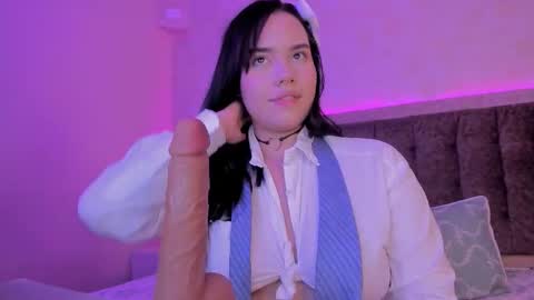 Snapshot of luisagiraldo_ chatting on September 22, 11:34 am Luisa Giraldo online show from September 22, 11:34 am