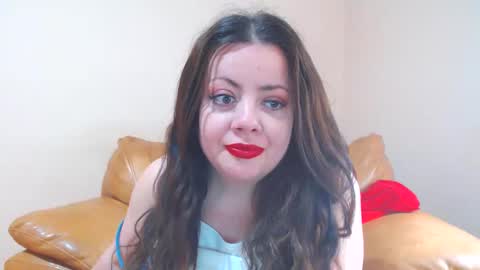 Snapshot of luisahornydoll chatting on April 21, 7:58 am Cassie online show from April 21, 7:58 am