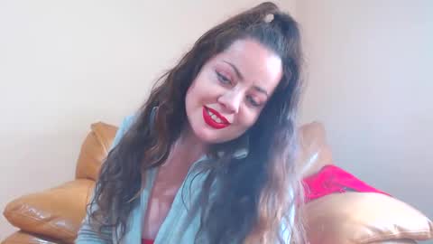 Snapshot of luisahornydoll chatting on May 14, 11:39 am Cassie online show from May 14, 11:39 am