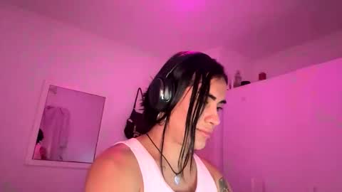 Luisa Monsters online show from October 8, 9:23 pm