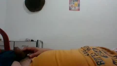 Snapshot of luisfer86 chatting on October 3, 1:02 am luisfer86 online show from October 3, 1:02 am