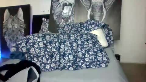 luisjg24hrs online show from July 9, 4:55 pm