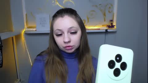 Snapshot of luizaheems_ chatting on December 26, 7:35 am Luiza online show from December 26, 7:35 am