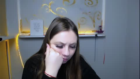 Snapshot of luizaheems_ chatting on January 7, 7:31 am Luiza online show from January 7, 7:31 am