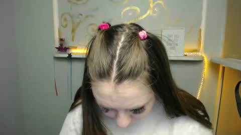 Snapshot of luizaheems_ chatting on January 17, 8:02 am Luiza online show from January 17, 8:02 am