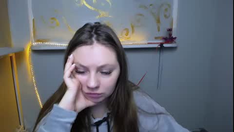 Snapshot of luizaheems_ chatting on February 10, 9:36 am Luiza online show from February 10, 9:36 am