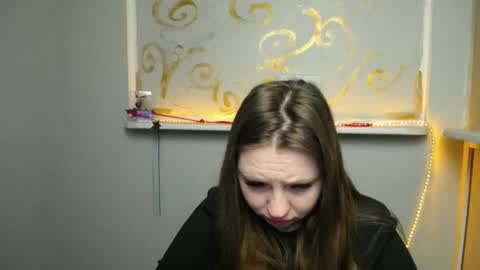 Snapshot of luizaheems_ chatting on March 12, 7:57 am Luiza online show from March 12, 7:57 am