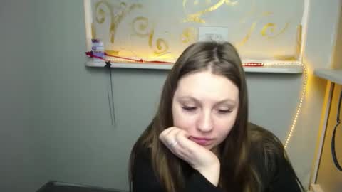 Snapshot of luizaheems_ chatting on March 12, 10:59 am Luiza online show from March 12, 10:59 am