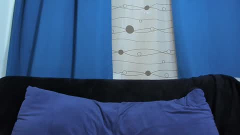 Luka Castillo online show from December 7, 12:56 pm