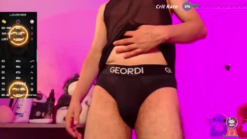 Snapshot of lukaforge chatting on March 20, 10:31 am lukaforge online show from March 20, 10:31 am