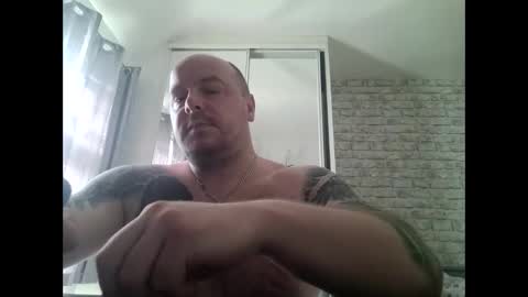 lukasz1808 online show from May 24, 5:29 pm