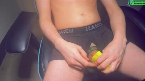 lukatripp online show from February 27, 8:20 pm