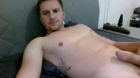 Snapshot of luke66a chatting on October 16, 4:30 pm luke66a online show from October 16, 4:30 pm