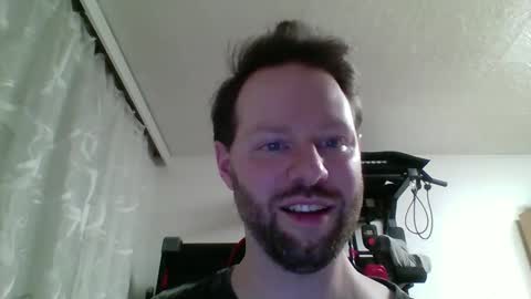 Snapshot of luke91_t chatting on December 26, 7:16 pm luke91_t online show from December 26, 7:16 pm