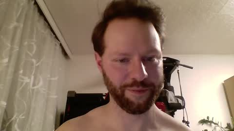 Snapshot of luke91_t chatting on January 4, 9:20 pm luke91_t online show from January 4, 9:20 pm