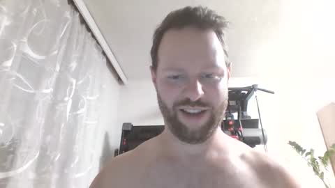 Snapshot of luke91_t chatting on October 8, 5:43 pm luke91_t online show from October 8, 5:43 pm
