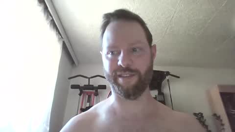 Snapshot of luke91_t chatting on May 27, 1:52 pm luke91_t online show from May 27, 1:52 pm
