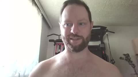 Snapshot of luke91_t chatting on June 1, 1:24 pm luke91_t online show from June 1, 1:24 pm