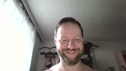 Snapshot of luke91_t chatting on July 2, 4:57 pm luke91_t online show from July 2, 4:57 pm